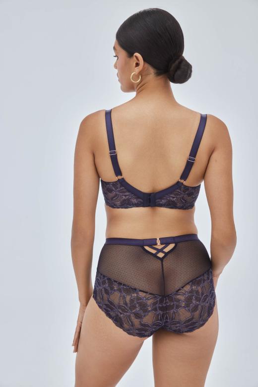 Glow PU – półusztywniany, koronkowy biustonosz zdobiony połyskującą nicią dla średnich i dużych biustów