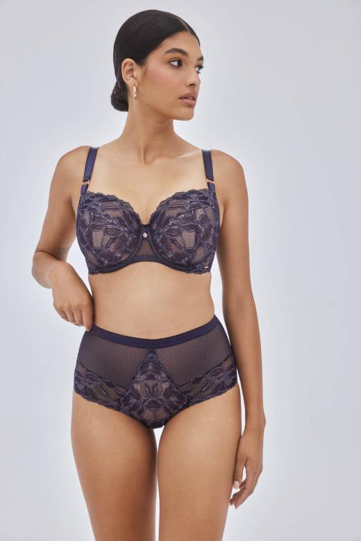 Glow PU – półusztywniany, koronkowy biustonosz zdobiony połyskującą nicią dla średnich i dużych biustów