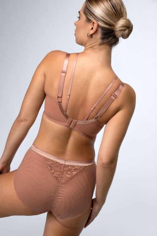 Chiara M  – Miękki biustonosz z ozdobnymi strapsami dla średnich i dużych biustów